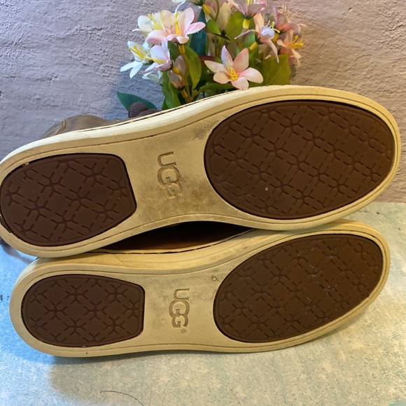 Ugg boots SZ 7 wos - Picture 5 of 7